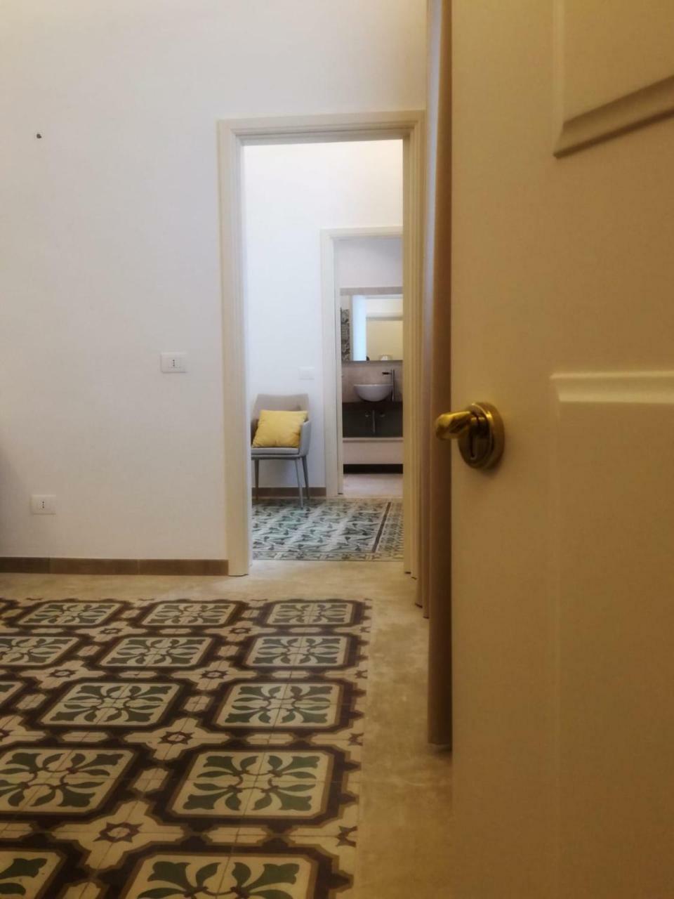 Palazzo San Lazzaro Bed & Breakfast Lecce Bagian luar foto