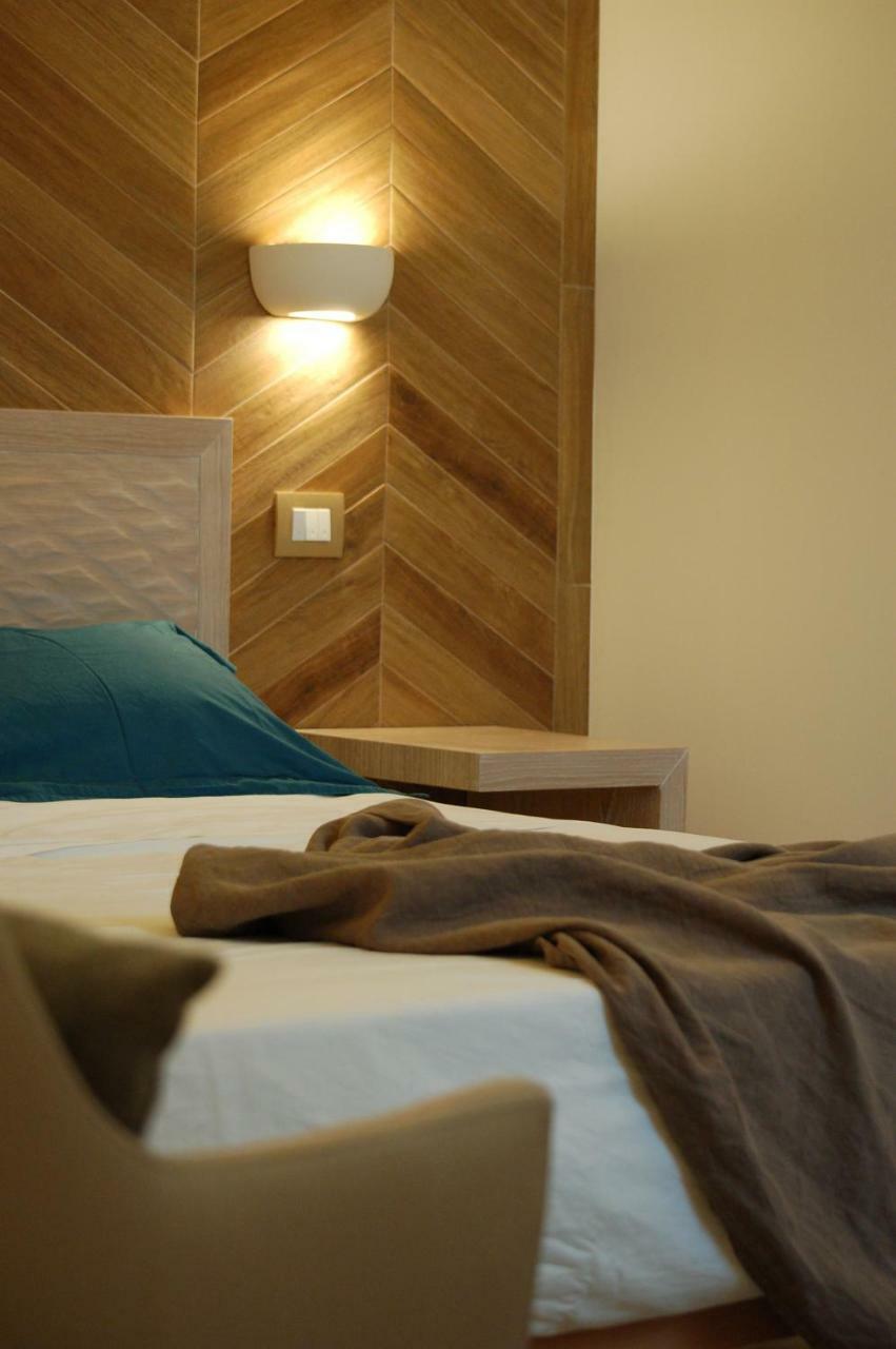 Palazzo San Lazzaro Bed & Breakfast Lecce Bagian luar foto