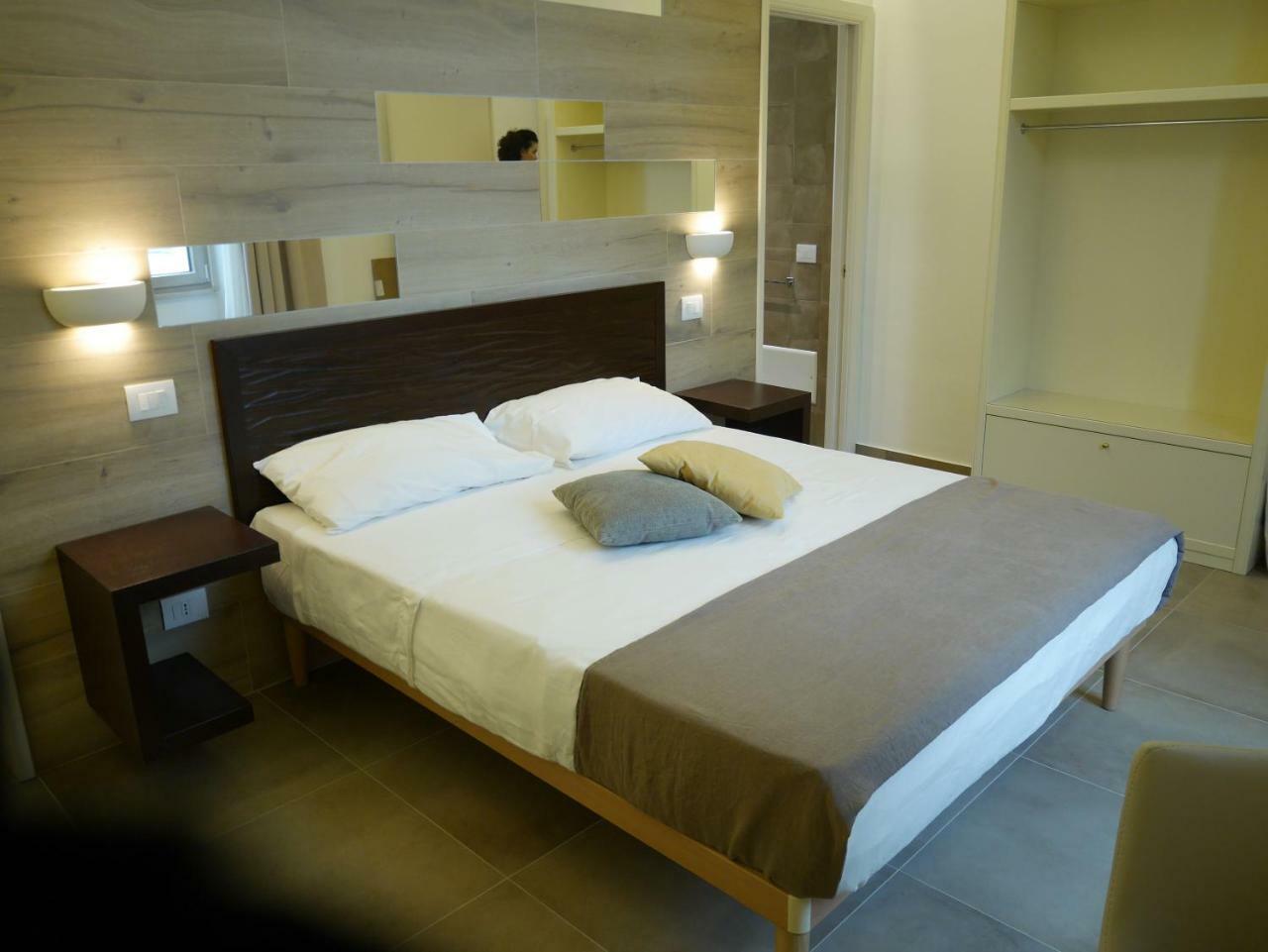 Palazzo San Lazzaro Bed & Breakfast Lecce Bagian luar foto