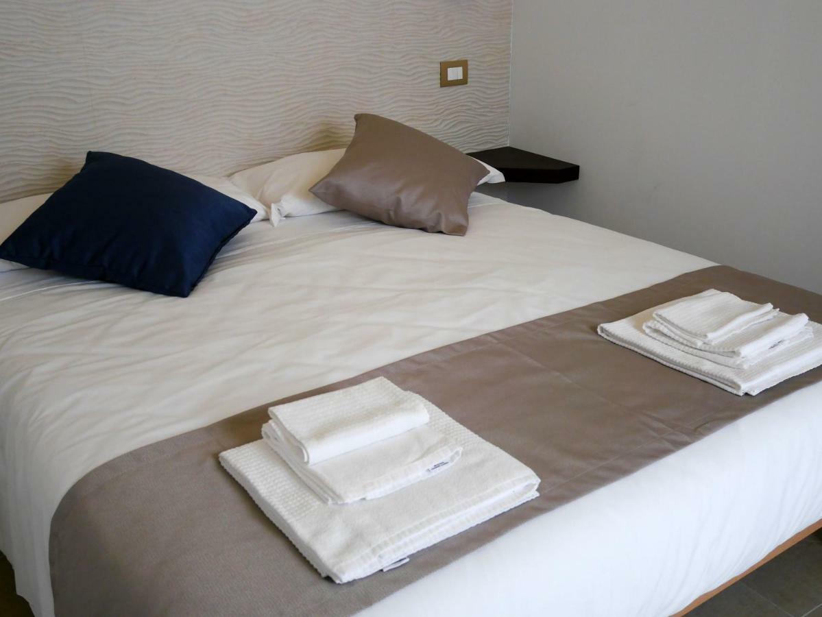 Palazzo San Lazzaro Bed & Breakfast Lecce Bagian luar foto